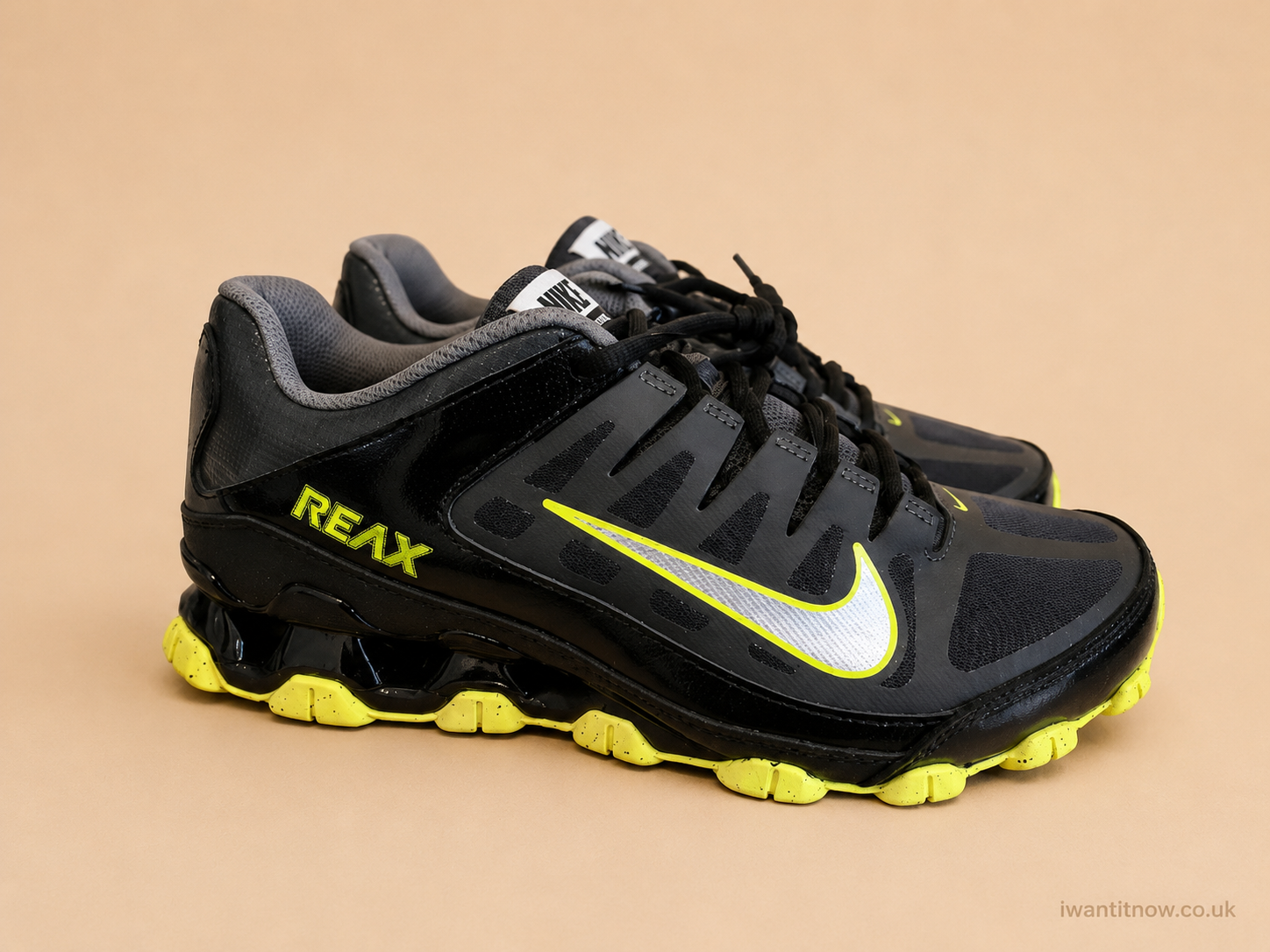 NIKE REAX 8 TR MESH BLACK METALLIC SILVER VOLT UK 6.5 EU 40.5 NEW HALF BOX RRP £94.99