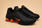 NIKE SHOX R4 BLACK ORANGE UK 5.5 / UK 6 WOMEN'S NEW HALF BOX RRP £149.99