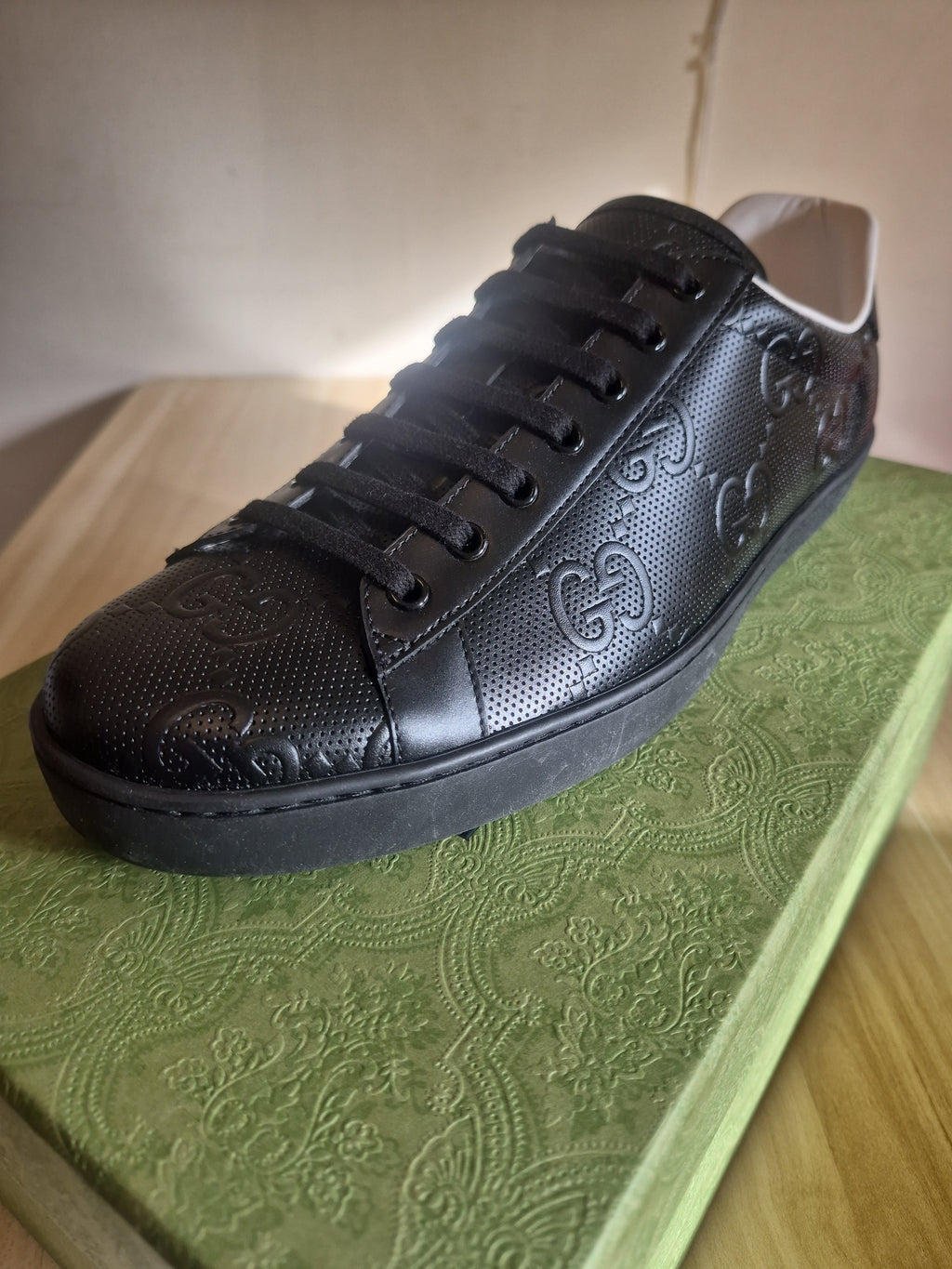 GUCCI ACE EMBOSSED GG TRAINERS BLACK UK 12.5 / EU 47 BRAND NEW WITH BOX RRP £780