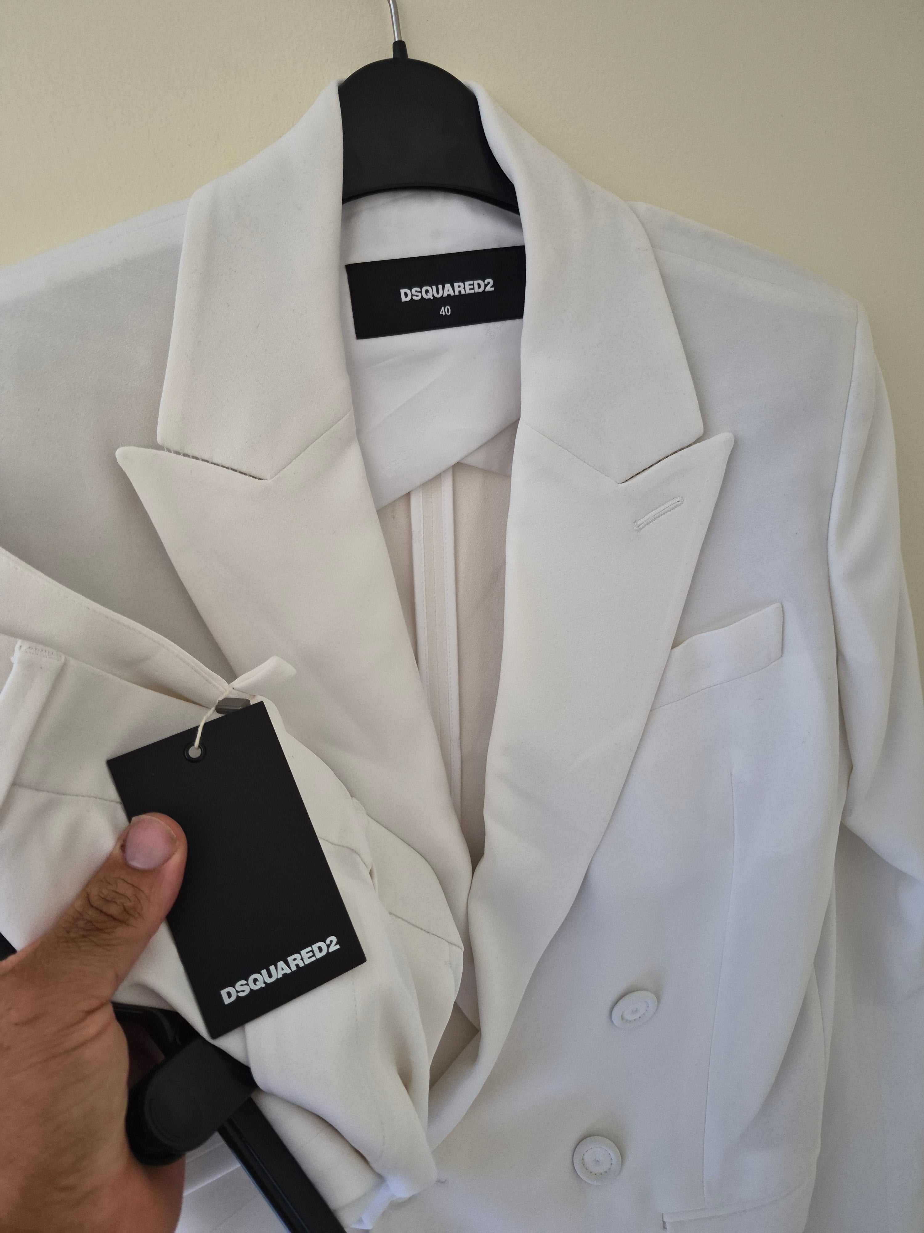 DSQUARED2 WOMEN'S WHITE DOUBLE BREASTED SUIT IT 40 UK 8 NEW WITH TAGS RRP £2200
