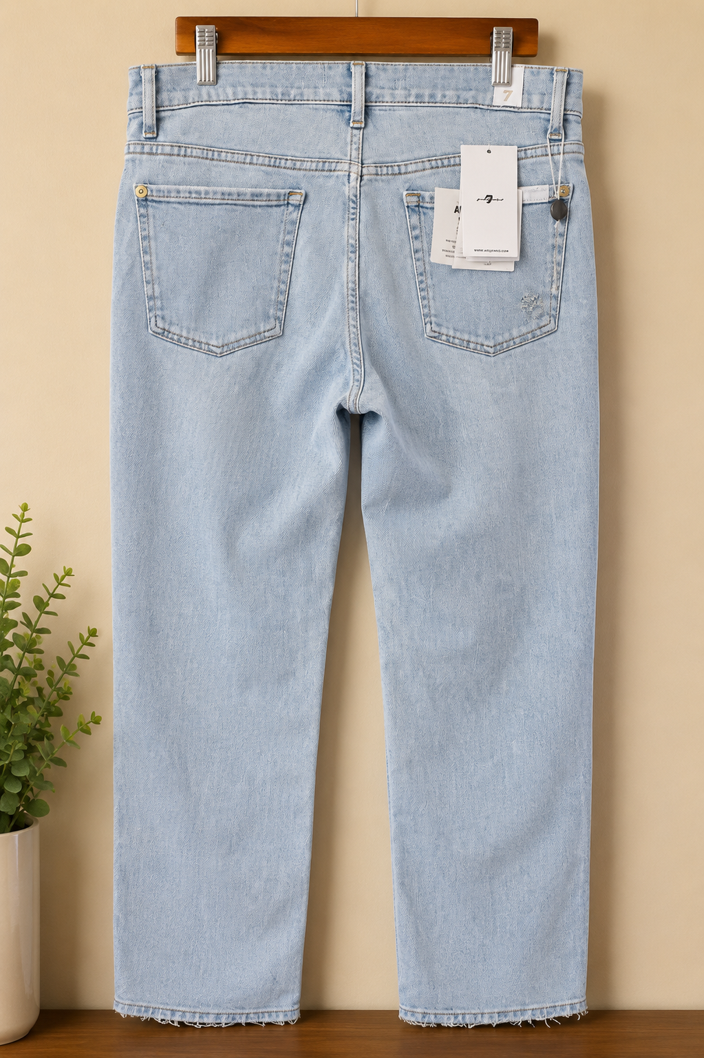 7 FOR ALL MANKIND ITALIAN WOMEN'S LIGHT WASH DISTRESSED JEANS UK 10 W29 RRP £240