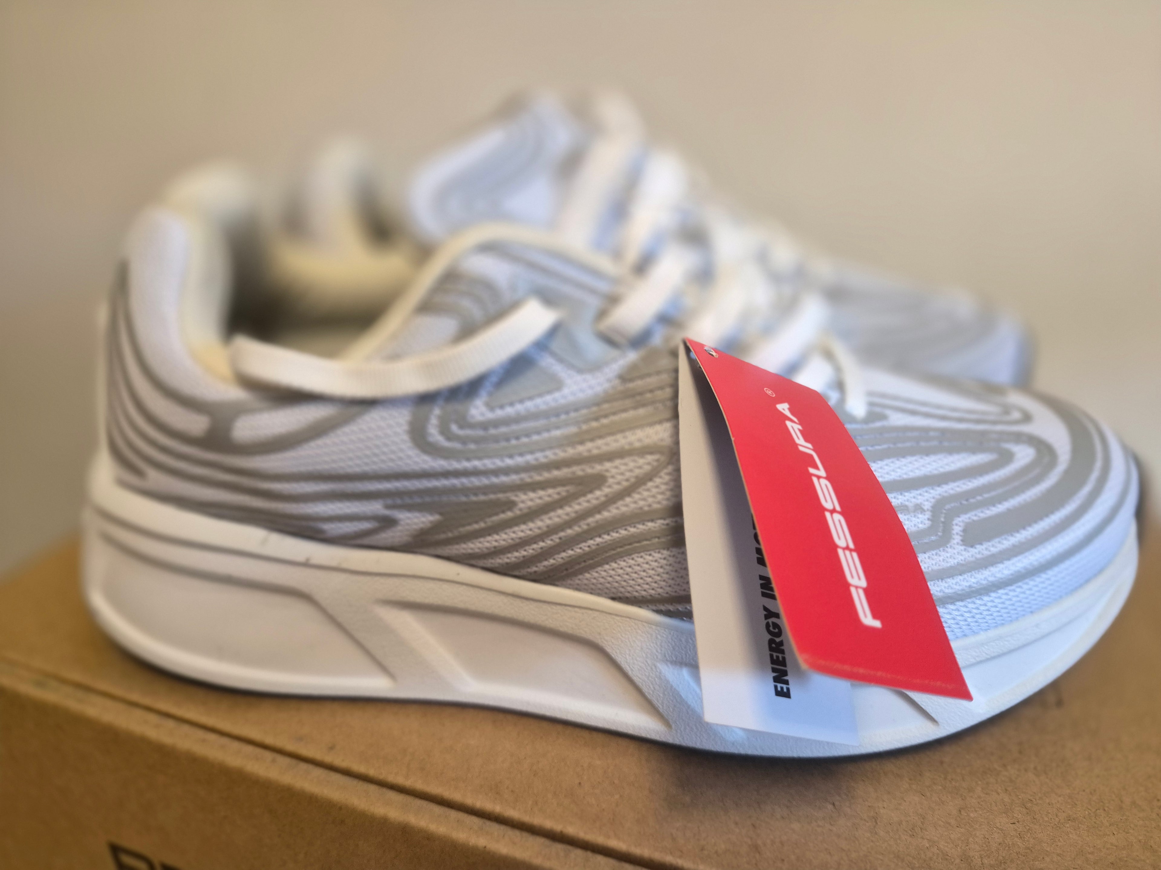 FESSURA RUNFLEX #01 WOMEN'S TRAINERS WHITE ICE UK 5 NEW BOXED RRP £140