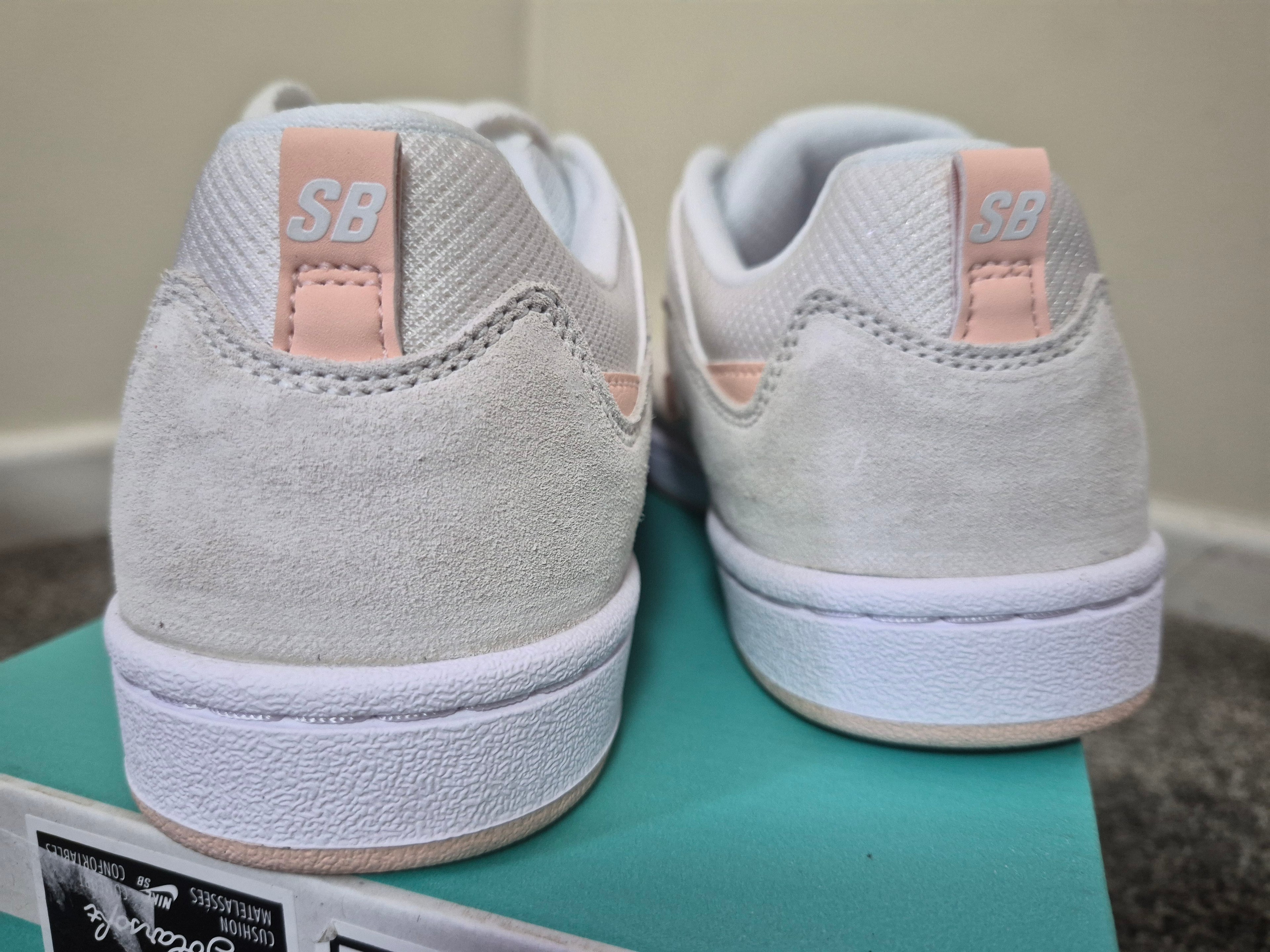 NIKE COURT VISION LOW TRAINERS WHITE/PHANTOM PINK – UK 5 – BRAND NEW WITH BOX – RRP £75