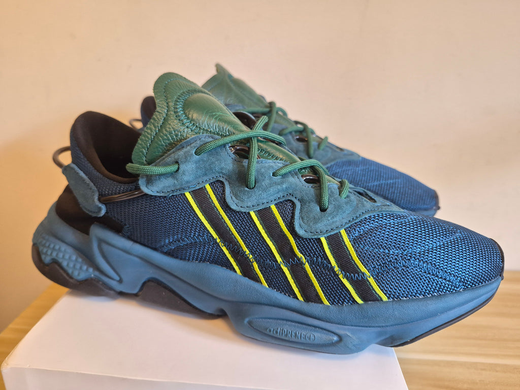ADIDAS OZWEEGO TRAINERS NAVY GREEN MEN'S UK 11 USED GRADE B NO BOX RRP £110