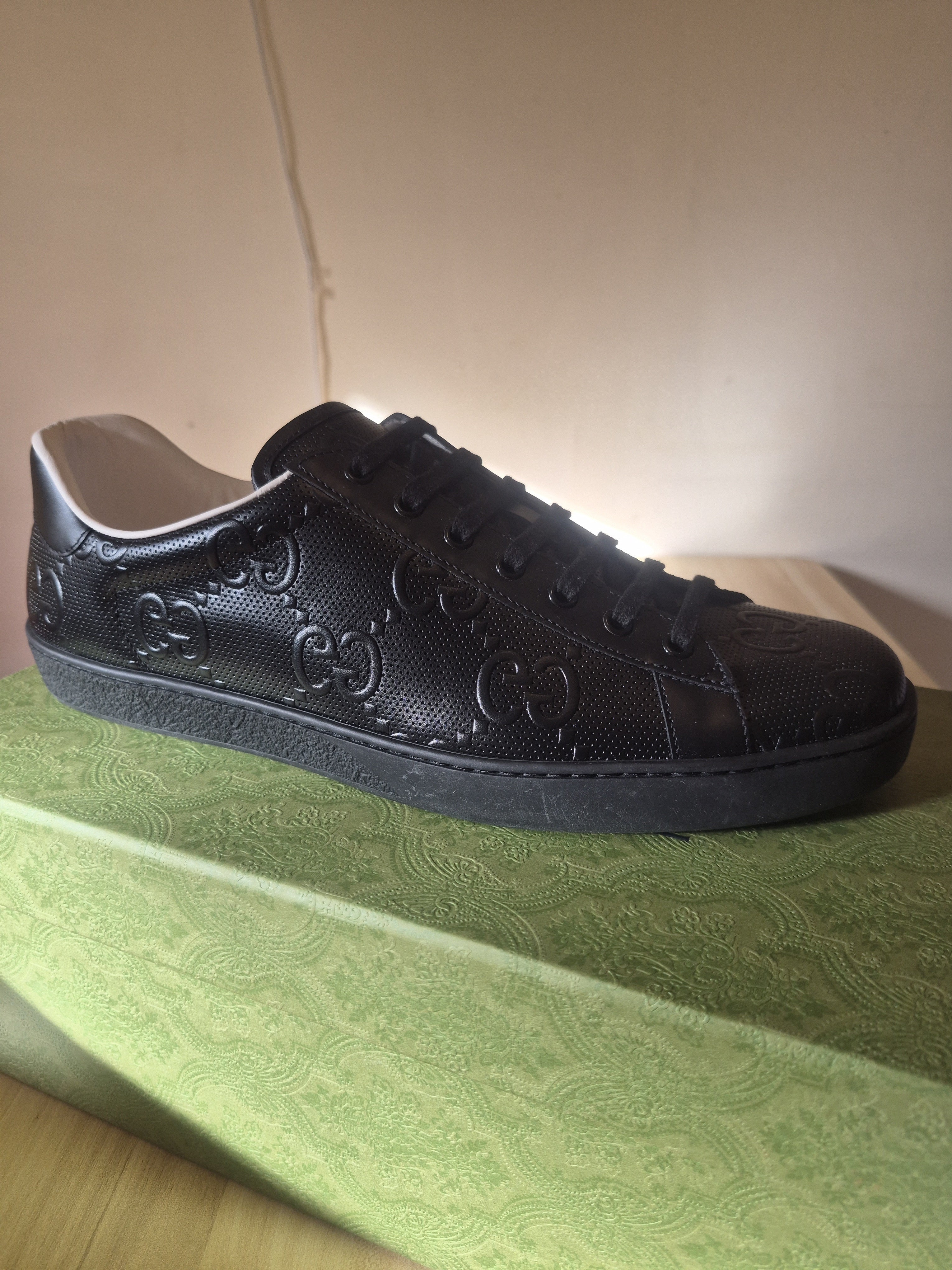 GUCCI ACE EMBOSSED GG TRAINERS BLACK UK 12.5 / EU 47 BRAND NEW WITH BOX RRP £780