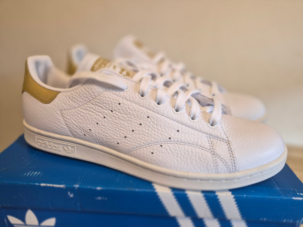 ADIDAS STAN SMITH WHITE & GOLD LEATHER TRAINERS UK 12 NEW BOXED RRP £100 Discounted for customer ebay