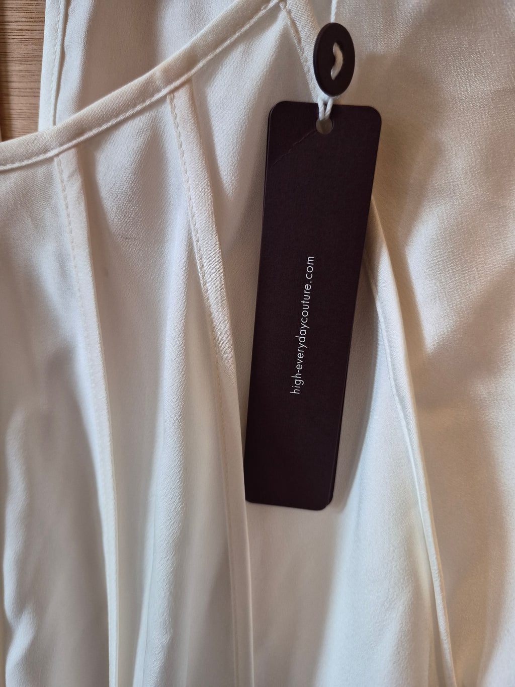 HIGH TECH GIVE CHASE SATIN BLOUSE TOP WHITE UK 14 IT 46 NEW WITH TAGS RRP £240