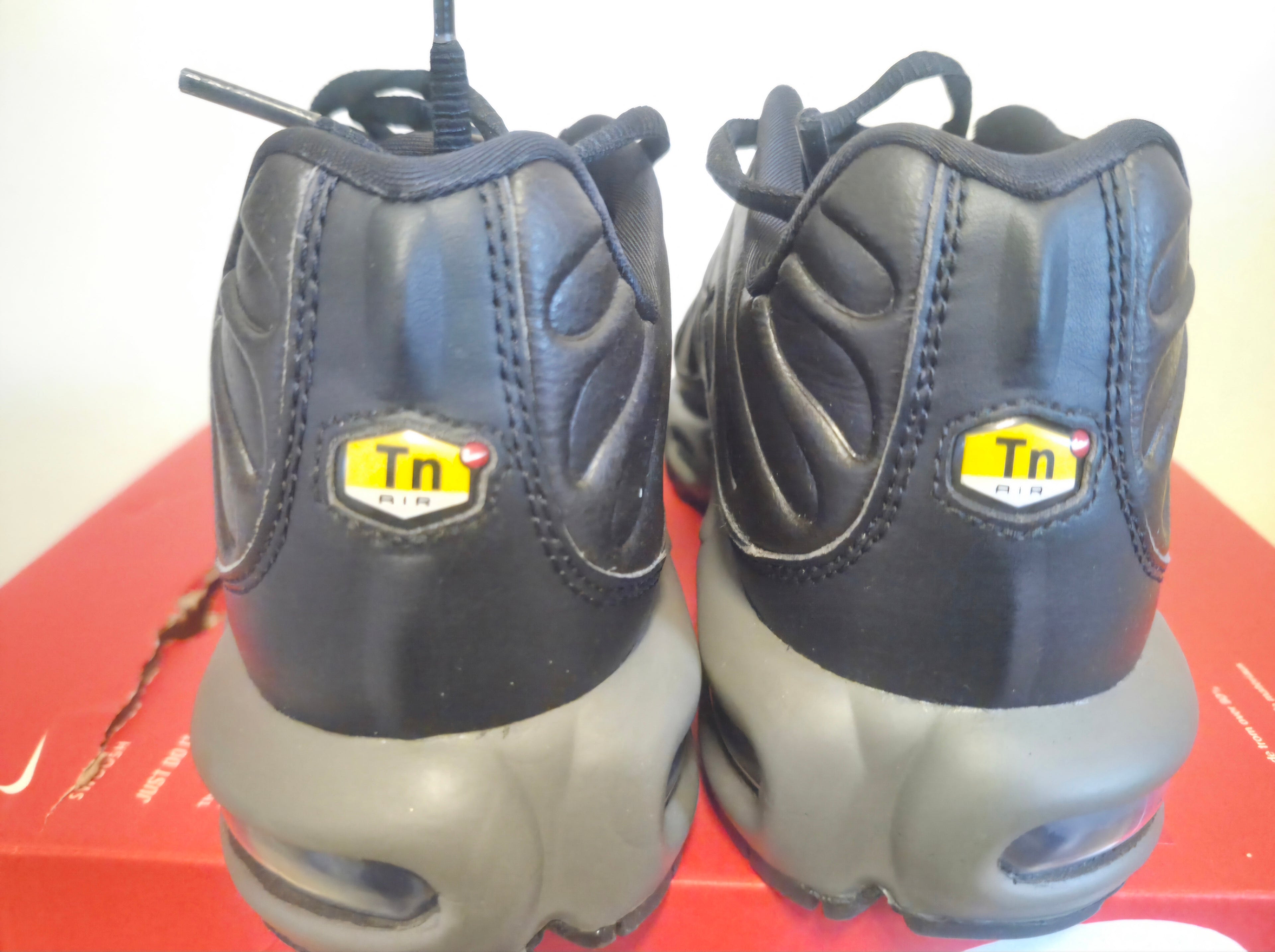 NIKE AIR MAX PLUS PRM QS OLY BLACK TEA / BLACK / PETRA BROWN UK 5.5 NEW BOXED RRP £185