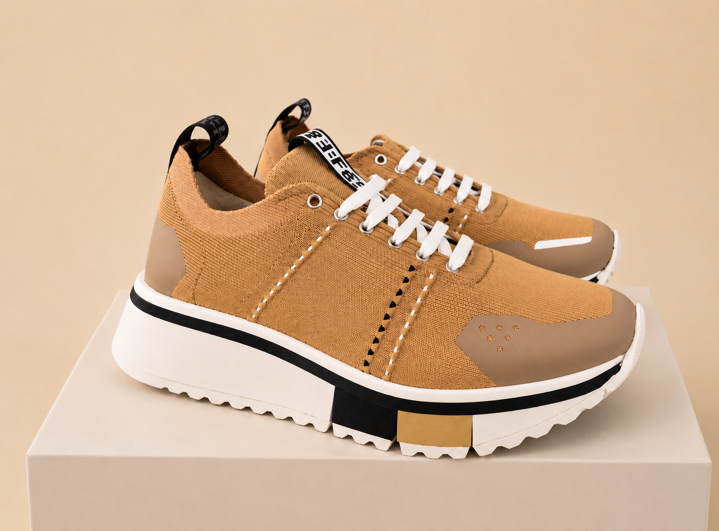 F65 WOMEN'S ITALIAN TRAINERS UK SIZE 4 BRAND NEW BOXED RRP £120