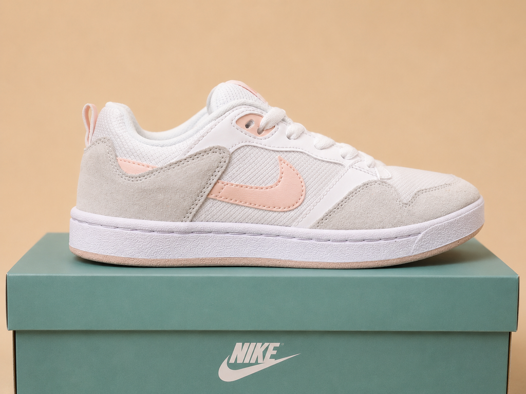 NIKE COURT VISION LOW TRAINERS WHITE/PHANTOM PINK – UK 5 – BRAND NEW WITH BOX – RRP £75