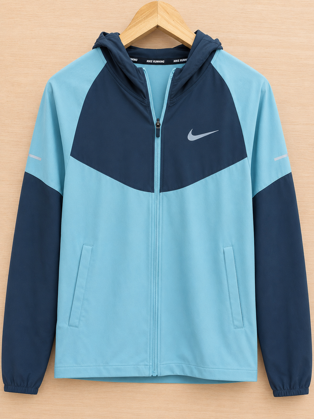 NIKE DRI-FIT RUNNING HOODED ZIP JACKET BOYS LARGE (YOUTH L) NEW NO TAGS RRP £65