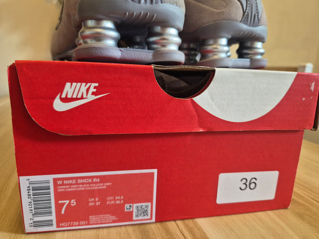 NIKE SHOX R4 CEMENT GREY BLACK UK 5 WOMEN'S TRAINERS NEW FULL BOX RRP £149.99