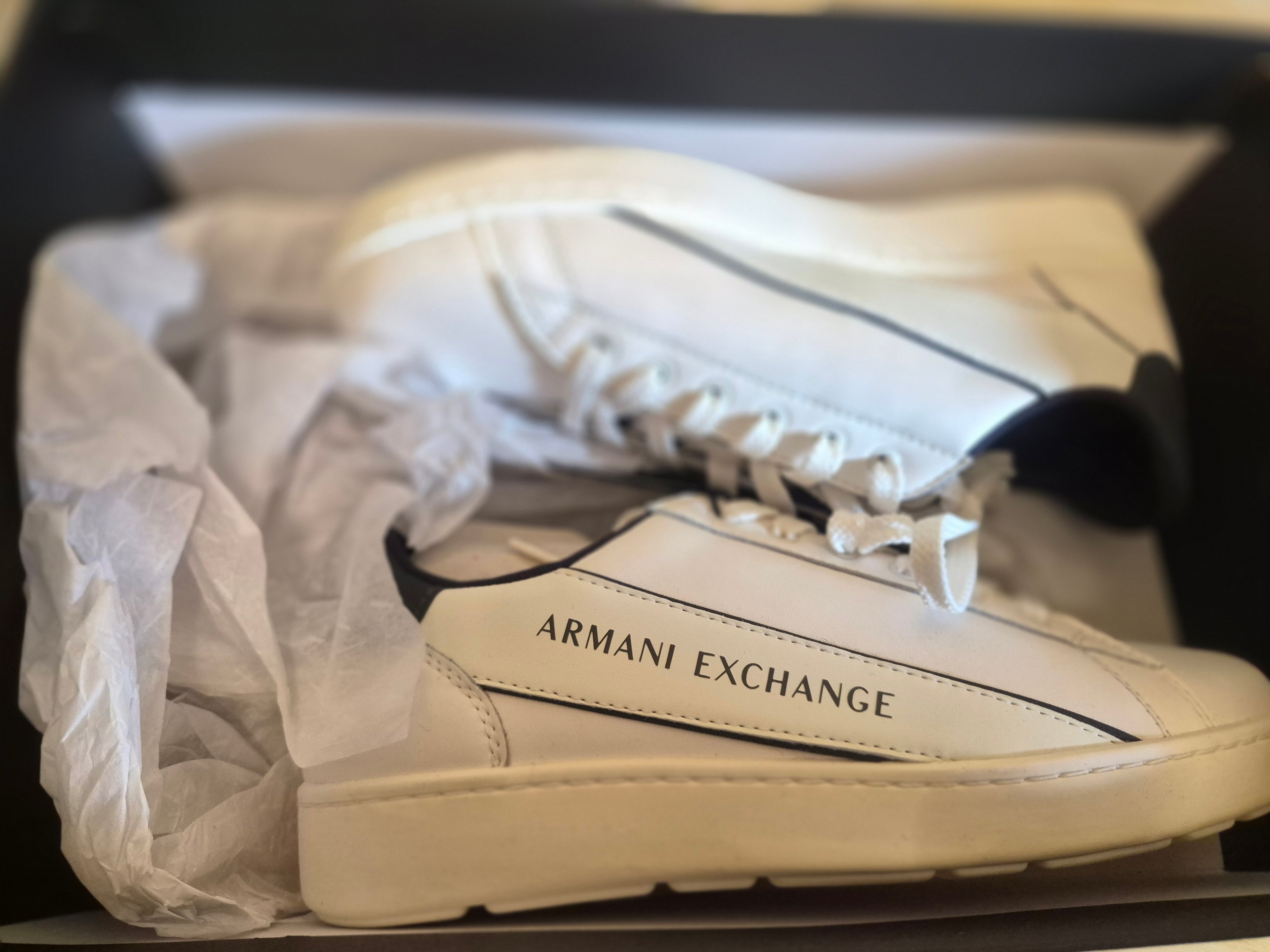 ARMANI EXCHANGE MEN'S OFF WHITE & GREEN LEATHER TRAINERS UK 6 EX-STORE DISPLAY RRP £140