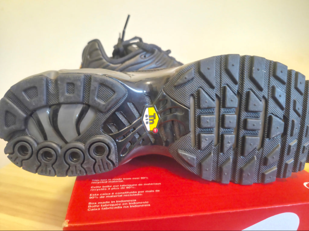 NIKE AIR MAX PLUS PRM QS OLY BLACK TEA / BLACK / PETRA BROWN UK 5.5 NEW BOXED RRP £185