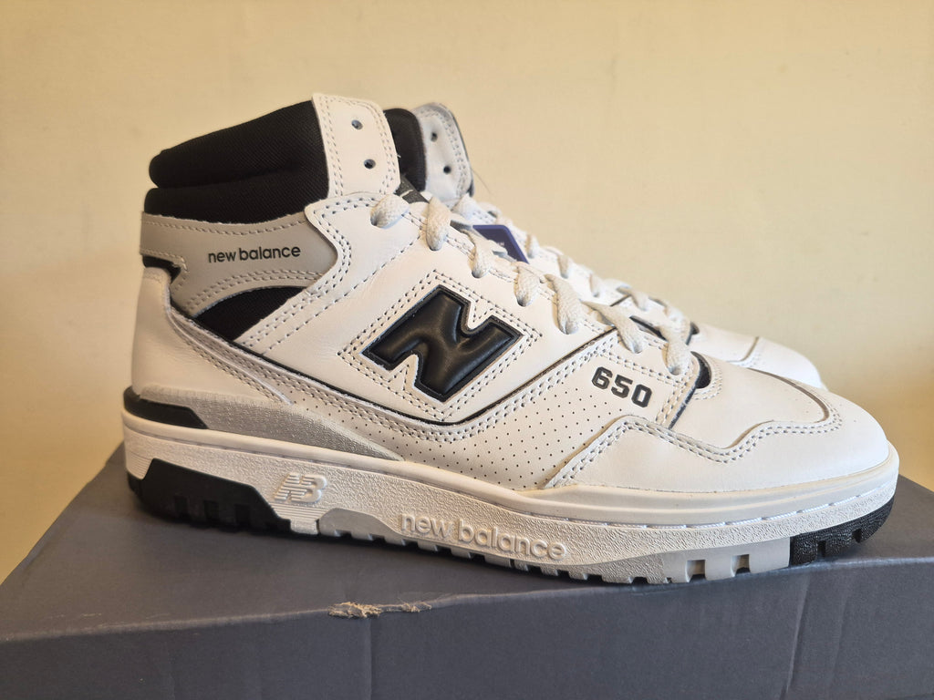 NEW BALANCE 650 WHITE BLACK LEATHER HIGH TOP TRAINERS UK 8.5 EU 43 BNIB RRP £120