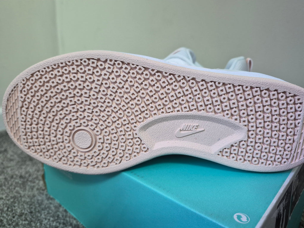 NIKE COURT VISION LOW TRAINERS WHITE/PHANTOM PINK – UK 5 – BRAND NEW WITH BOX – RRP £75