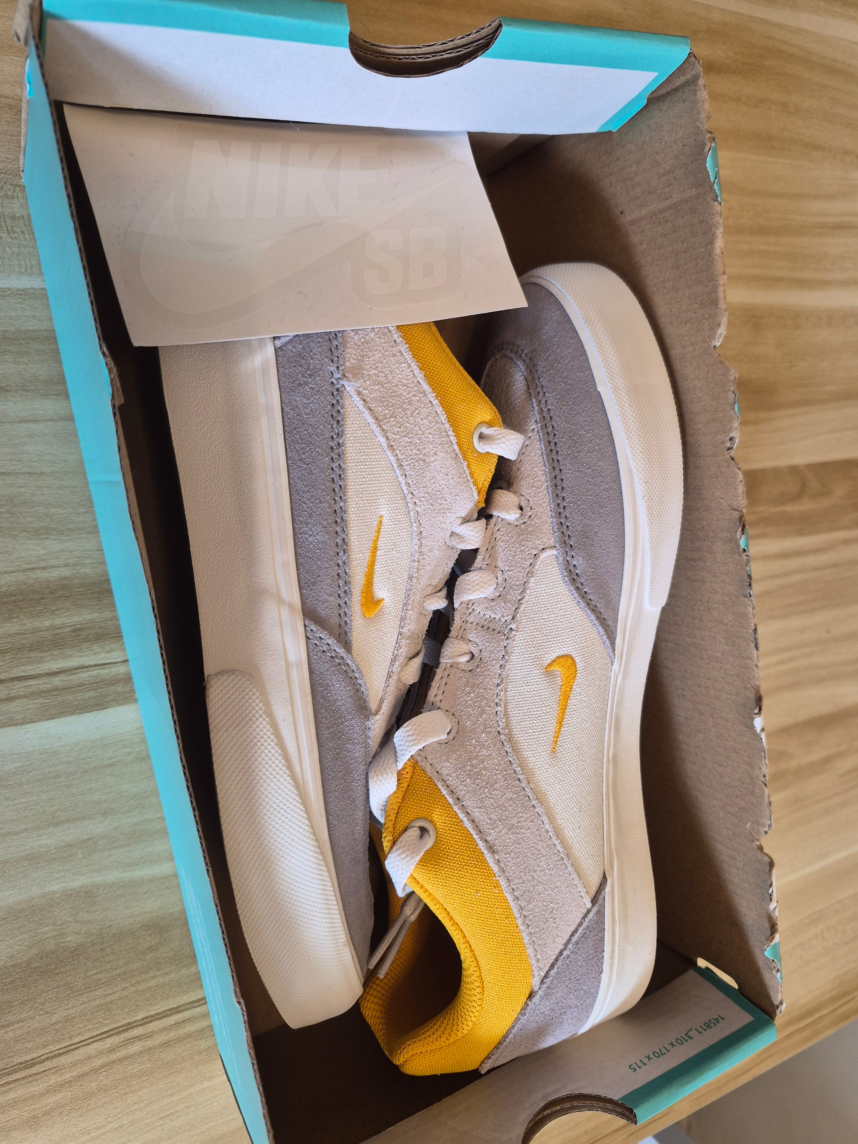 NIKE SB MALOR GREY YELLOW SUEDE SKATE SHOES UK 6 TRAINERS NEW HALF BOX RRP £69.99