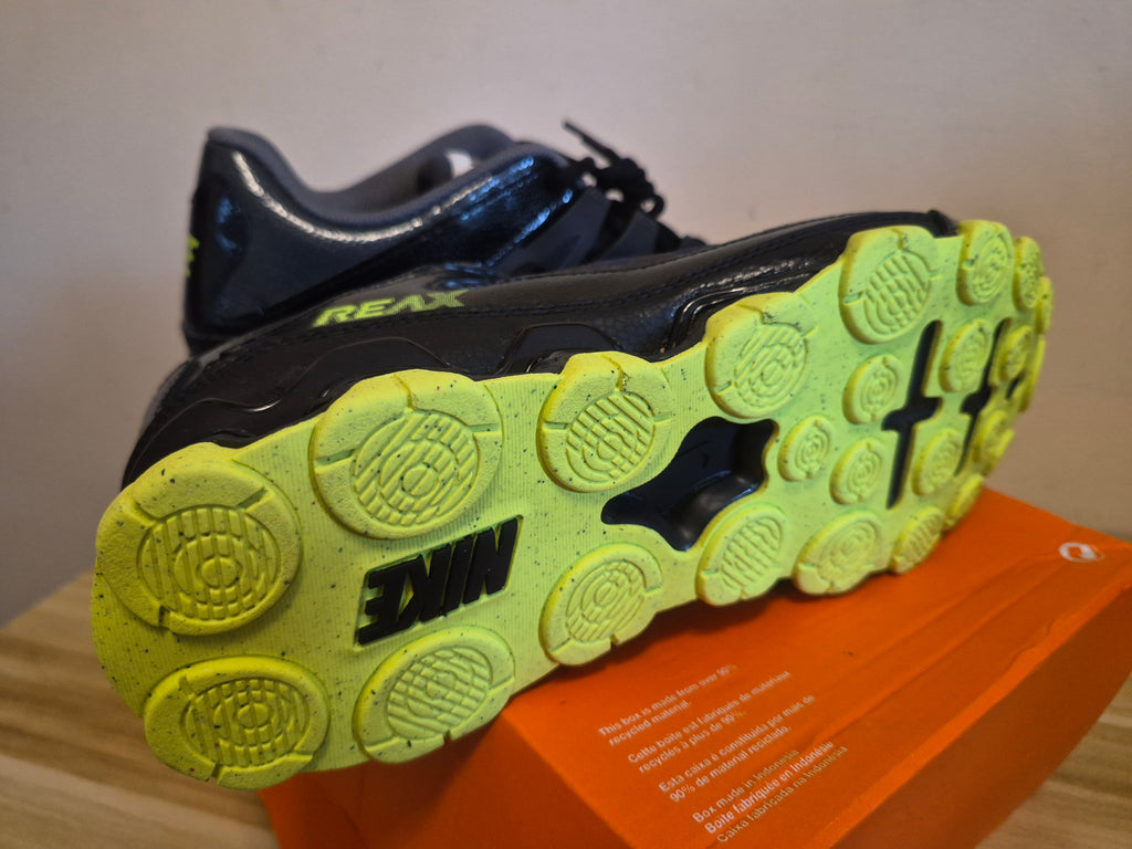 NIKE REAX 8 TR MESH BLACK METALLIC SILVER VOLT UK 6.5 EU 40.5 NEW HALF BOX RRP £94.99