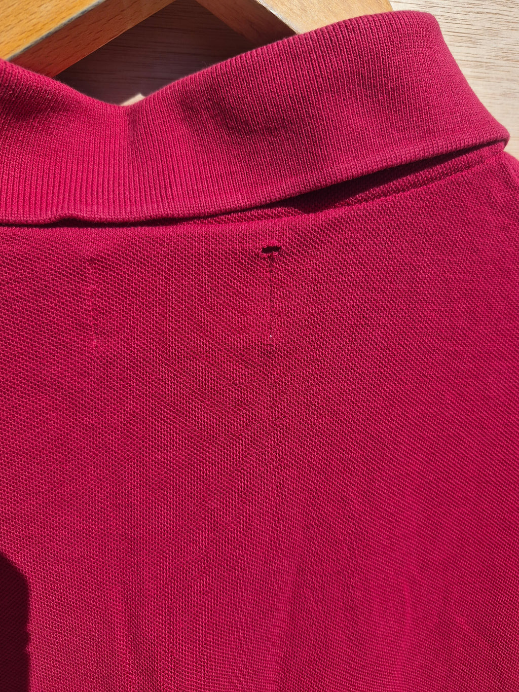 THOMAS BURBERRY MEN'S BURGUNDY COTTON POLO SHIRT SIZE 2XL EMBROIDERED LOGO (SMALL HOLE)