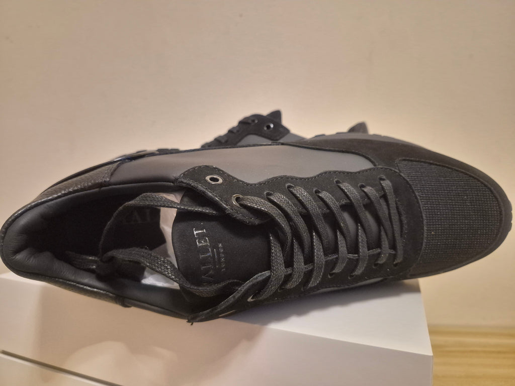 MALLET LONDON DIVER 2.0 TRIPLE BLACK TRAINERS MEN'S UK 11 BRAND NEW NO BOX RRP £175