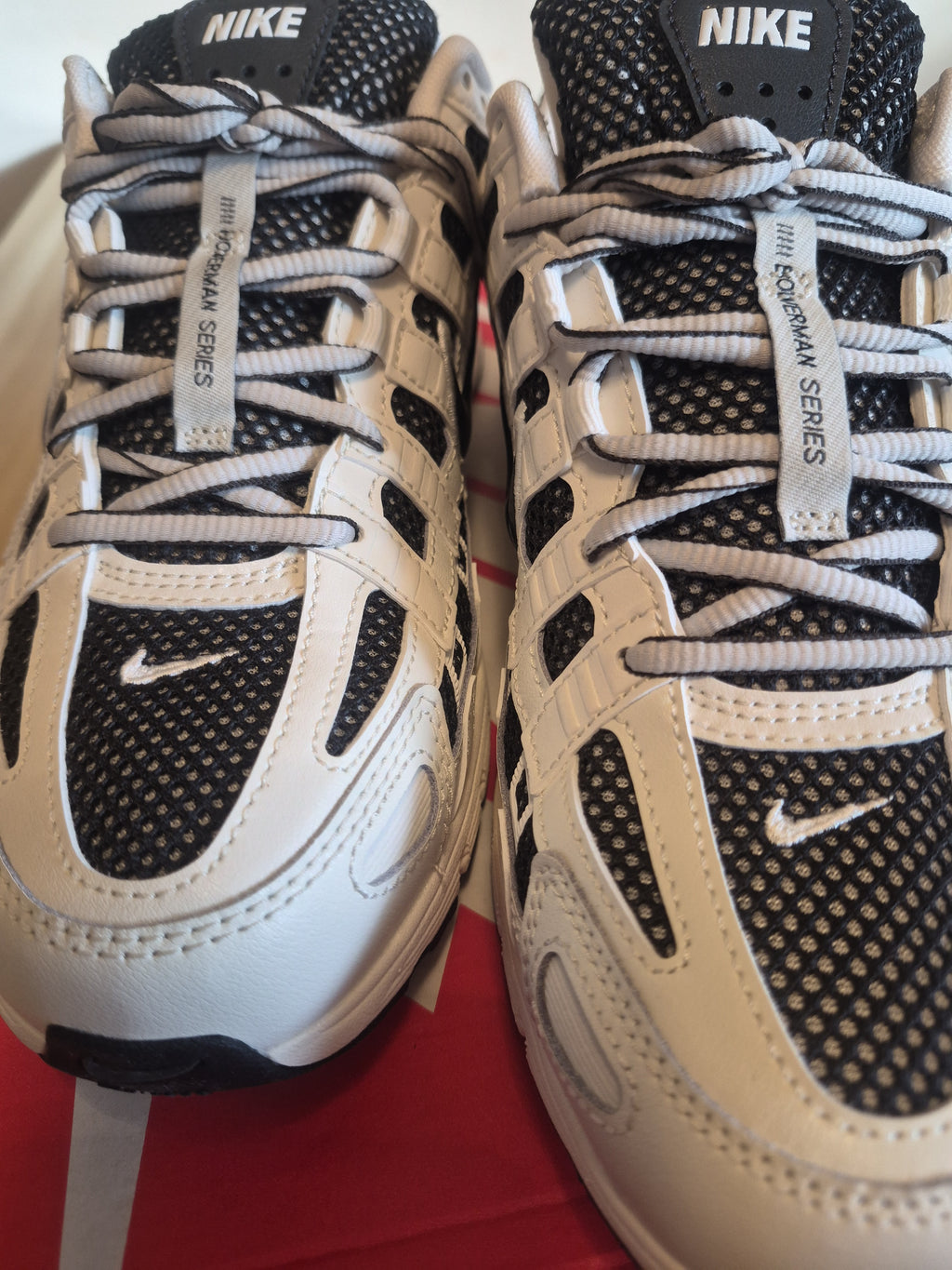 NIKE P-6000 SAIL/OFF NOIR/MEDIUM ASH UK 8 MEN'S / WOMEN'S NEW HALF BOX RRP £109.99