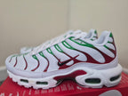 NIKE AIR MAX PLUS TN WHITE RED GREEN TRAINERS UK 9.5 NEW HALF BOX RRP £175