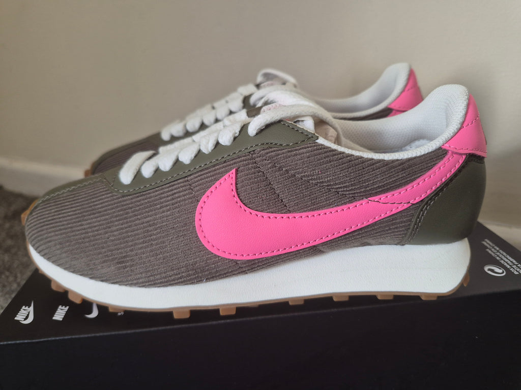 NIKE LD-1000 TRAINERS MEDIUM OLIVE / PINK GLOW WOMEN'S UK 4 EU 37.5 NEW WITH HALF BOX RRP £90