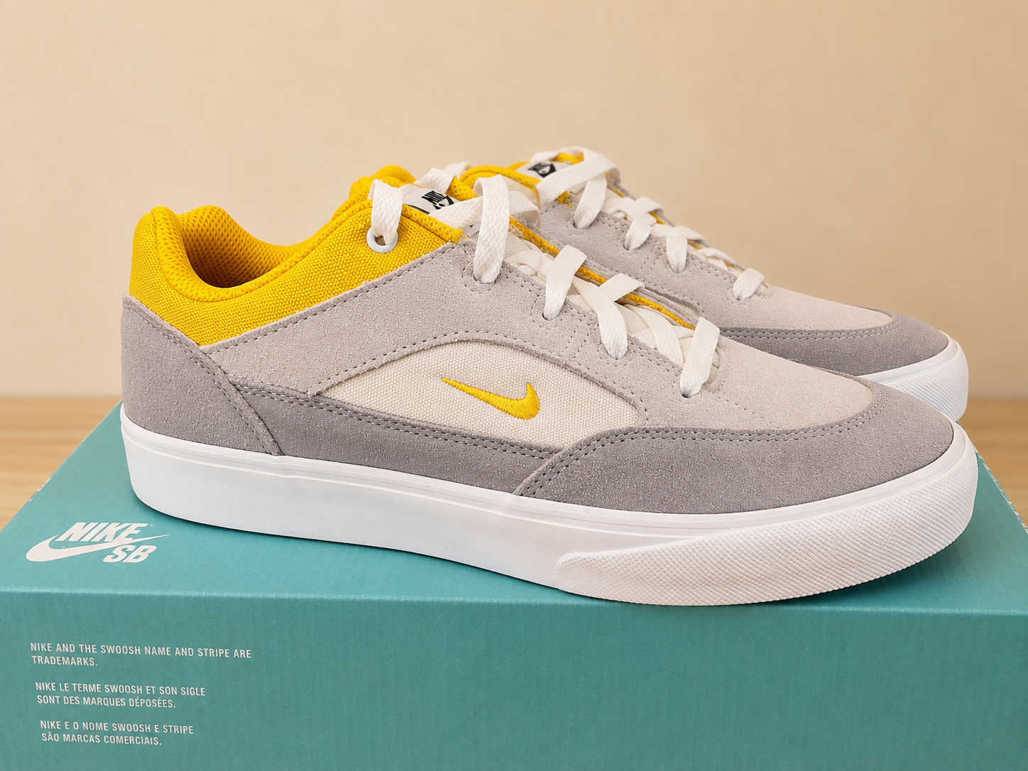 NIKE SB MALOR GREY YELLOW SUEDE SKATE SHOES UK 6 TRAINERS NEW HALF BOX RRP £69.99