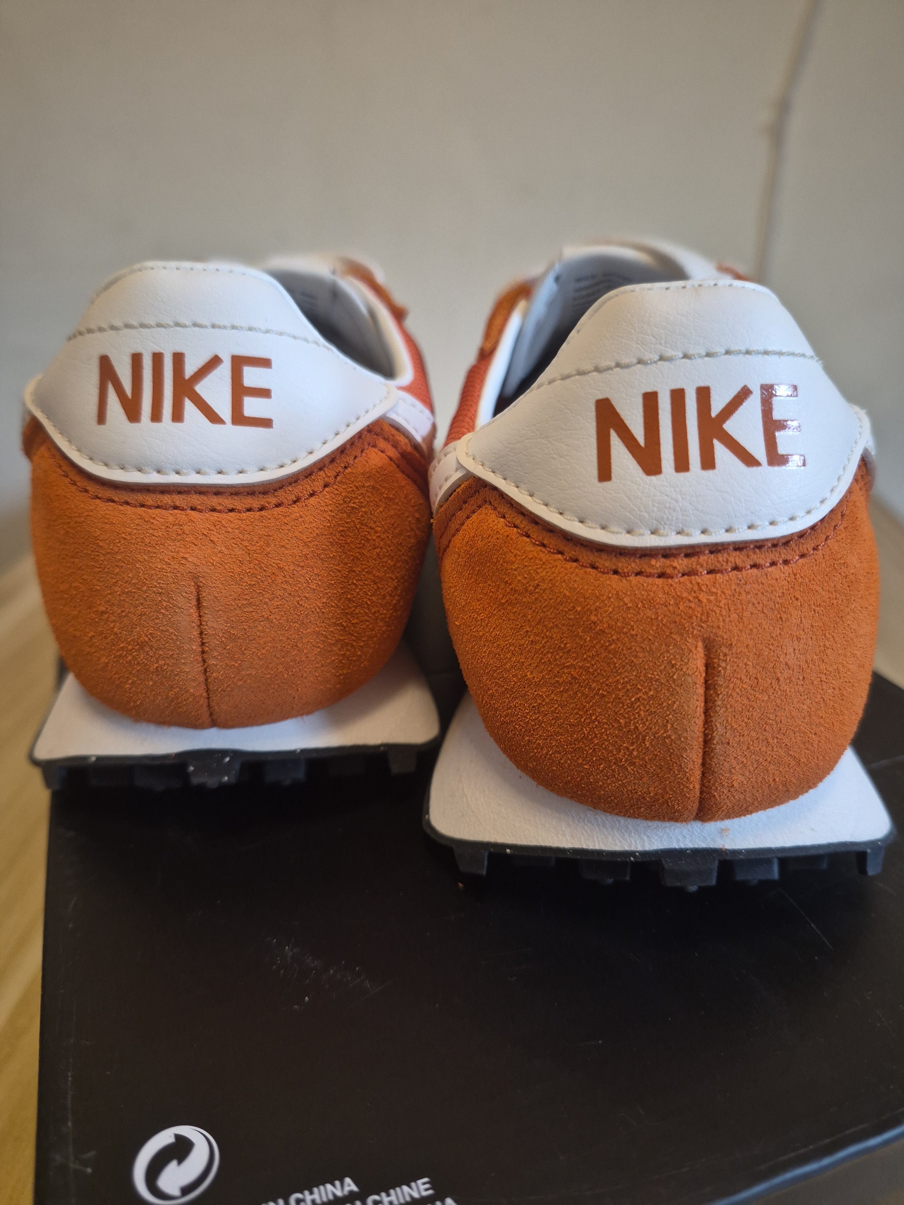 NIKE LD-1000 CAMPFIRE ORANGE/SAIL/BLACK UK 6.5 MEN'S / WOMEN'S NEW HALF BOX RRP £89.99